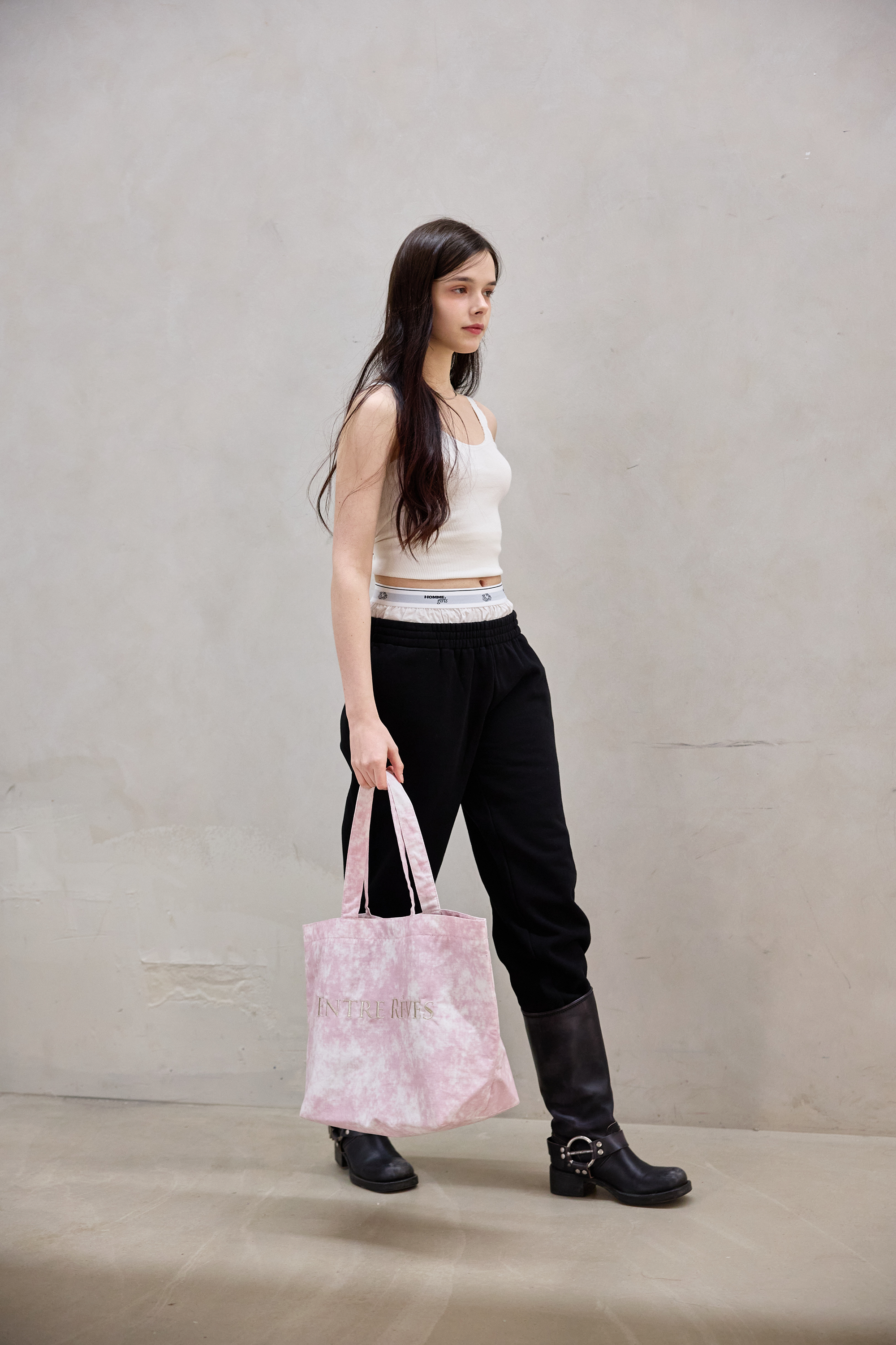 SOFT PINK WASHED SHOULDER BAG