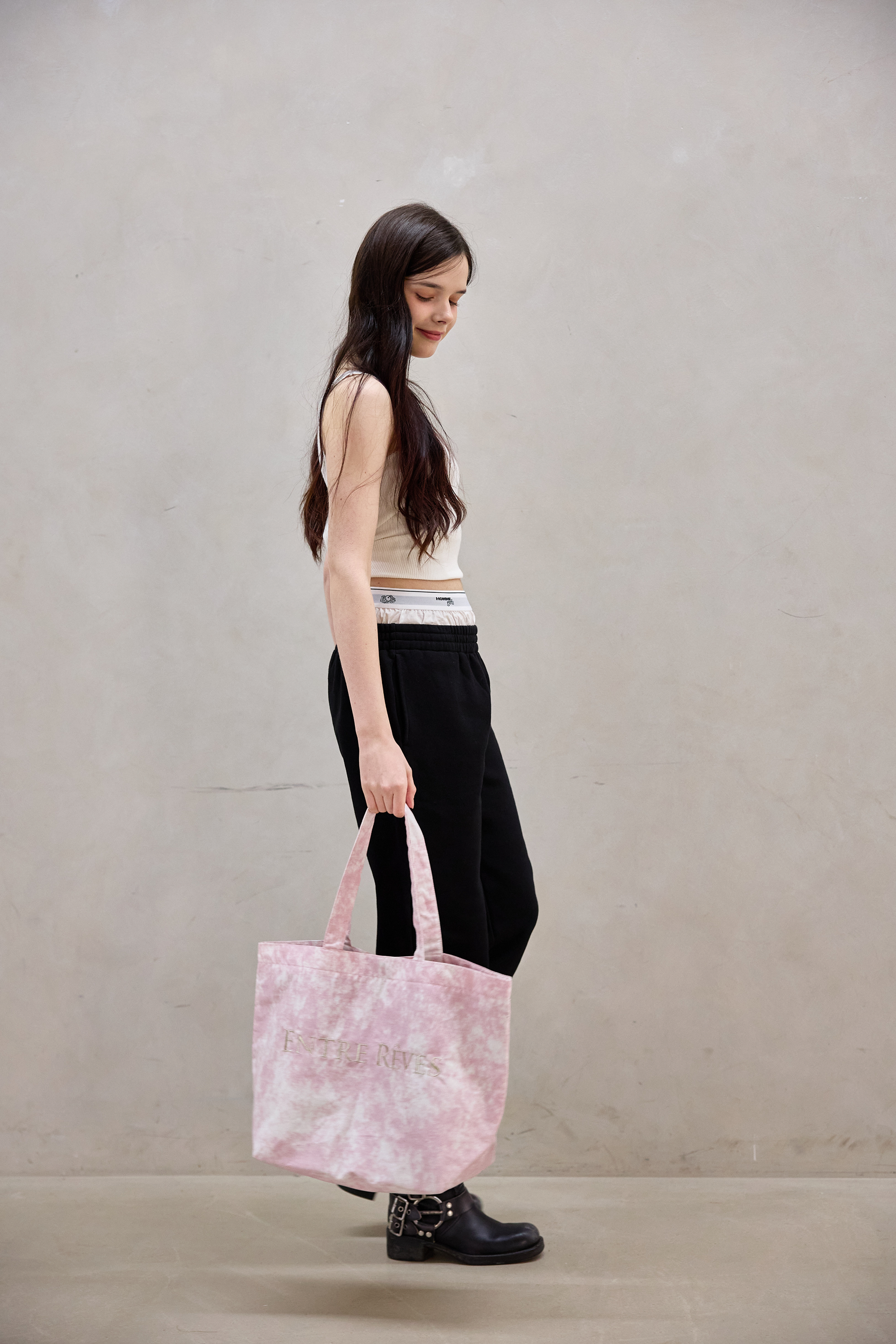 SOFT PINK WASHED SHOULDER BAG