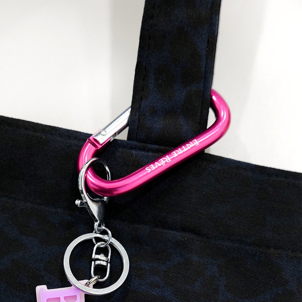 ENTRE REVES CARABINER HOT PINK LARGE - Entre Reves US